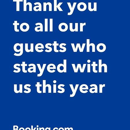 Amazing Getaways - The Place For You With Free Parking Aberdeen Exterior photo