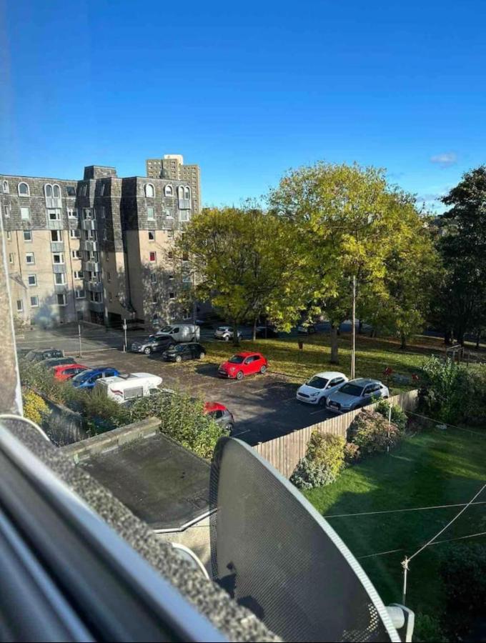 Amazing Getaways - The Place For You With Free Parking Aberdeen Exterior photo